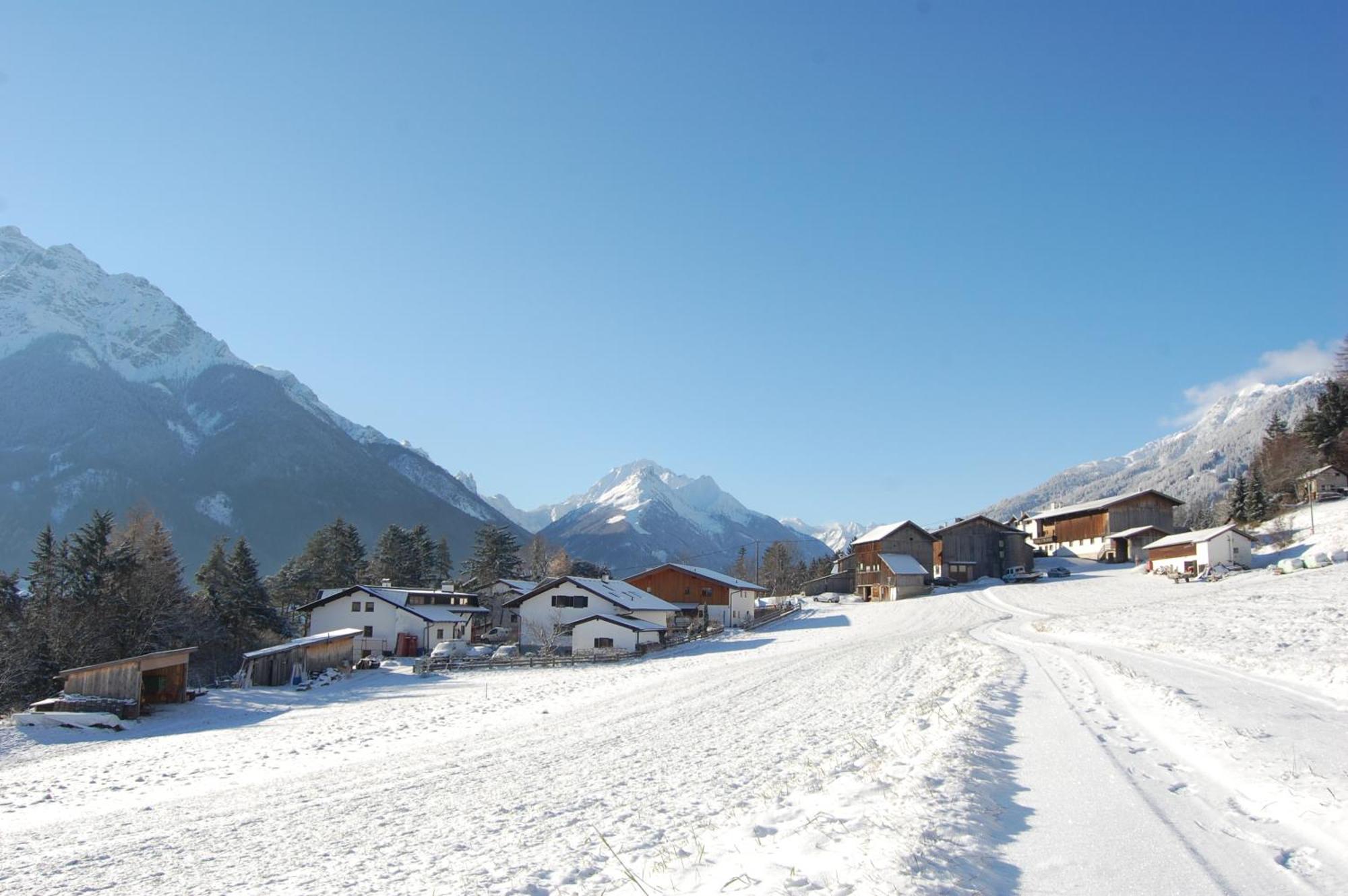 Ferienwohnungen Unterluimes Telfes im Stubai Exterior photo